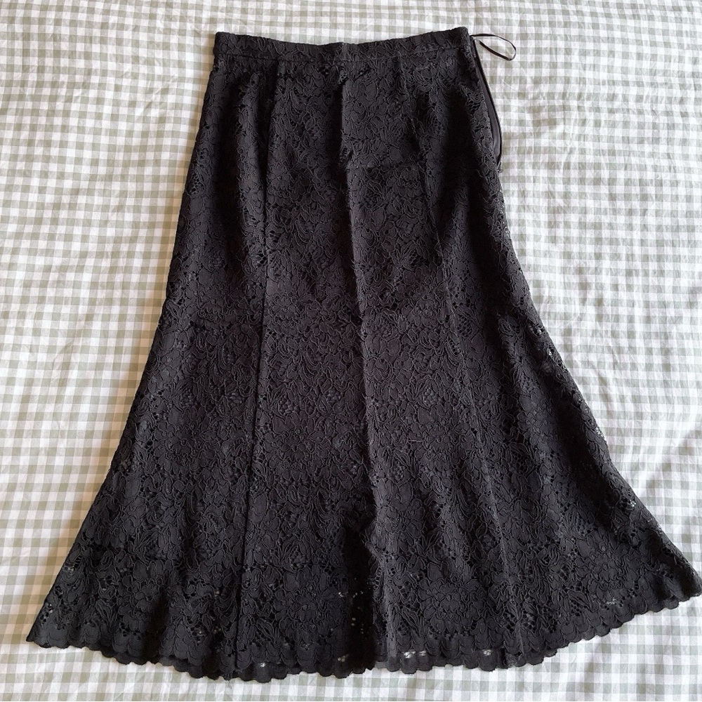 Uniqlo Lace Mermaid Skirt